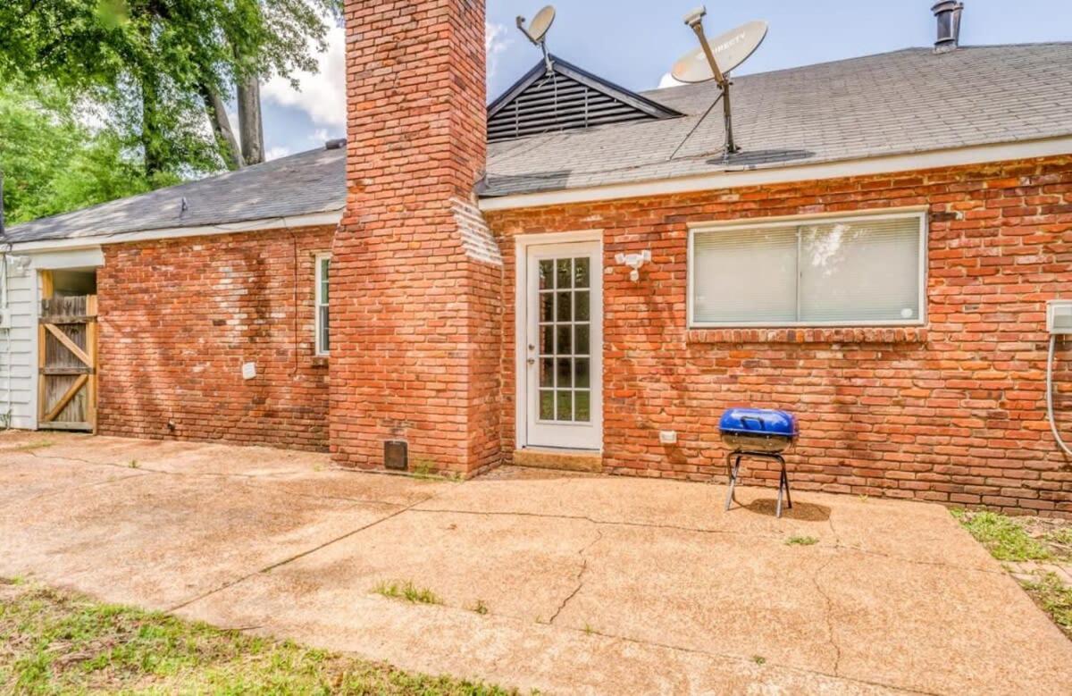 Fenced Yard Centrally Located-Parkway Village Pad Memphis Esterno foto