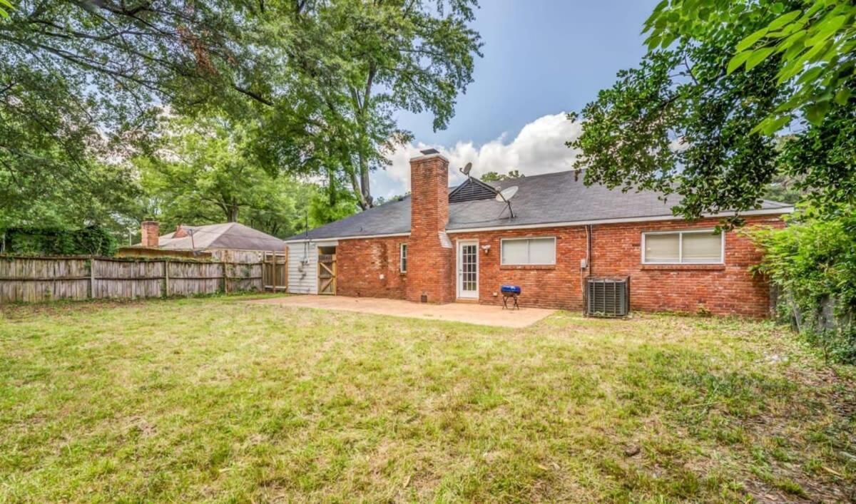 Fenced Yard Centrally Located-Parkway Village Pad Memphis Esterno foto