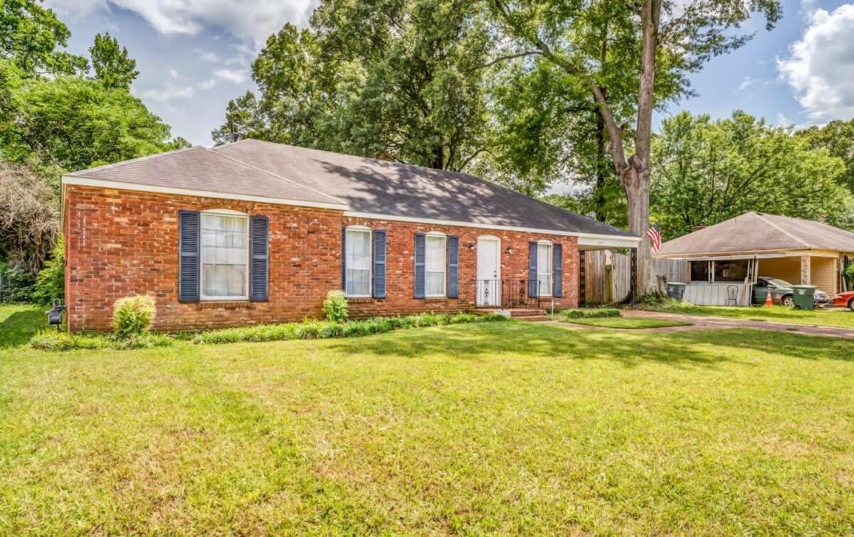 Fenced Yard Centrally Located-Parkway Village Pad Memphis Esterno foto